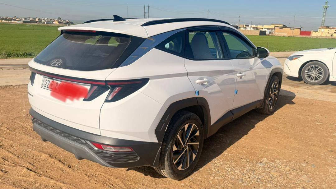 السلام عليكم 
سياره للبيع تكسون 2024 سياره كلين من ظرر صبغ ظربة بارد ماعده شخط بل صوره فقط رقم اربيل سياره فول ماعده بانورما إشارة ترحيب عند اقتراب سياره بصمه هندبريك بصمه كشنات كهرب هواية مواصفات بيها ماشيه 49 الف مكان سياره موصل السعر 224 بيها مجال الاستفسار ع خاص او اتصال ع رقم  ***********
