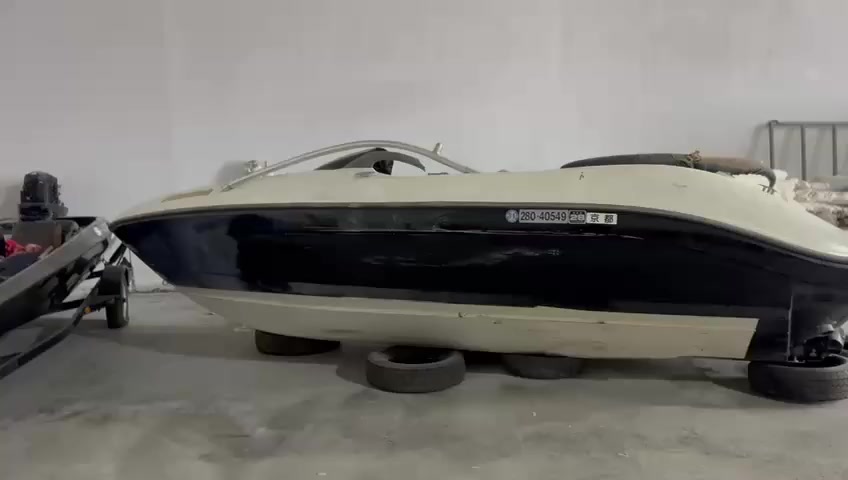 السلام عليكم زورق للبيع النوع سيدو. وارد اليابان مامشتغل بلعراق. العنوان البصرة السعر 65. نهايتة قفل. 🔐 ***********
