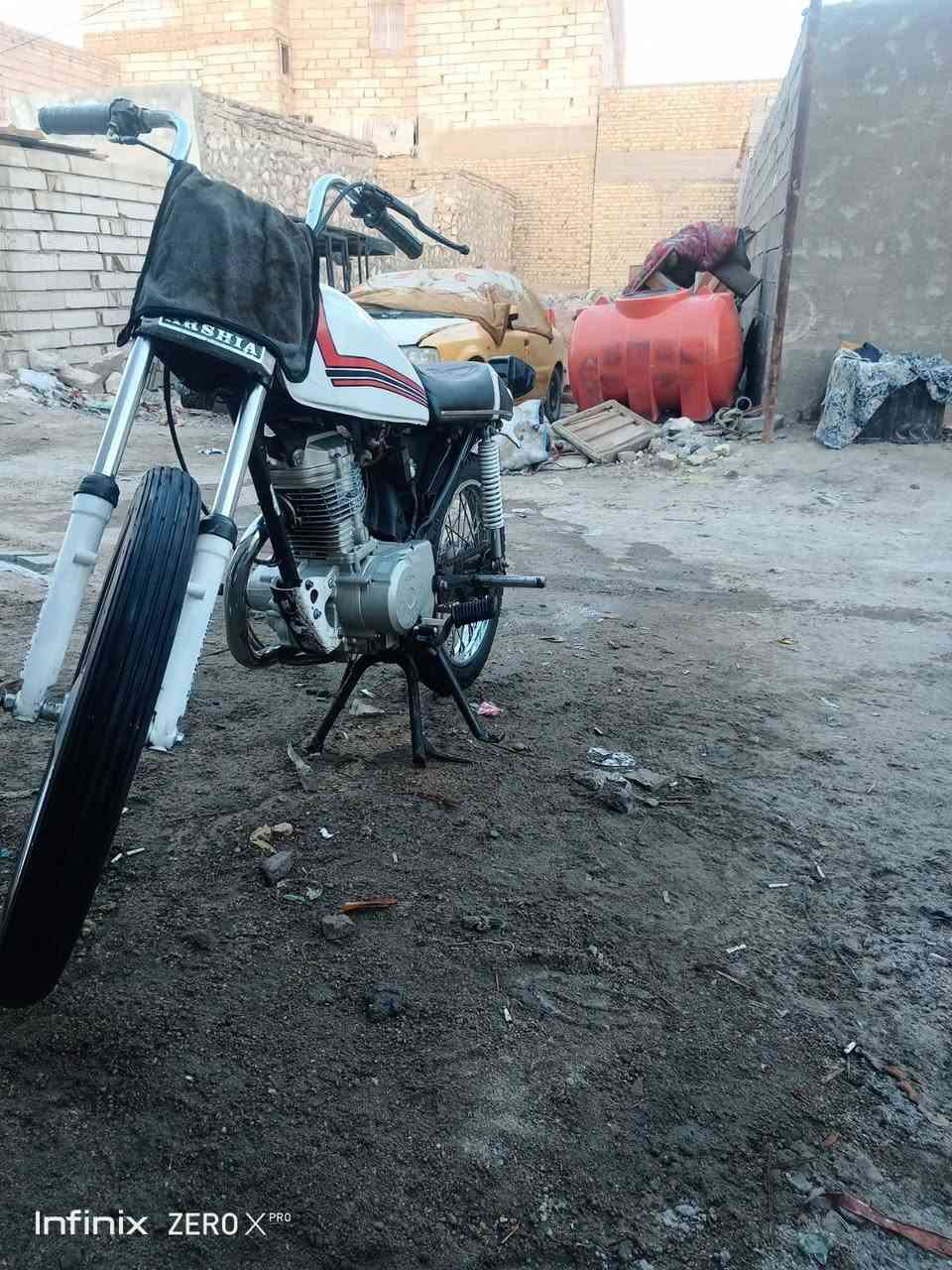 سلام عليكم شباب دراجة  لبيع موديل18مكفوله من كلشي  مكان شارع المطار وكيله العارضي  الدراجه كدامك 650وبيه حك الجيه***********
