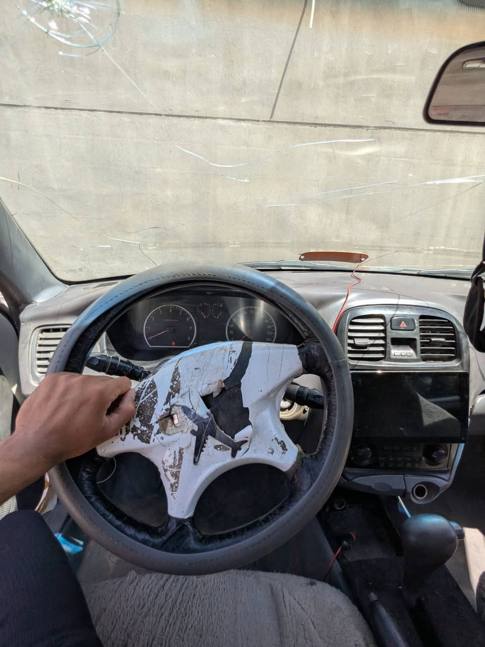 للبيع 18ورقة وبيها مجال وترهم مراوس شعندك نزل
هسه نجي للتفاصيل / اسم السياره كيا اوبتيما 2001 الصالة مالتها مثل ما موضح بالصور حيل نظيف ومرتب وبدون نقوصات
گير ومحرك كورلا فرخ بطه 18 المرغوب معمر جديد
_______________
الكهربائيات كلها شغاله من دعامية للدعامية
الصدر وغرفتها طبه 
قفل مركزي عن بعد
شاشة و4 سماعات فول 
جوم كهرباء (عزل فول)
التبريد مالها جان يشتغل وهسه الفان بيه برودة خفيفة ما اعرف شعايزها ولا فحصتها
(السيارة فحص صلاح الدين شرط التحويل)
ترهم مراوس نزل شعندك او راسلني 
***********
