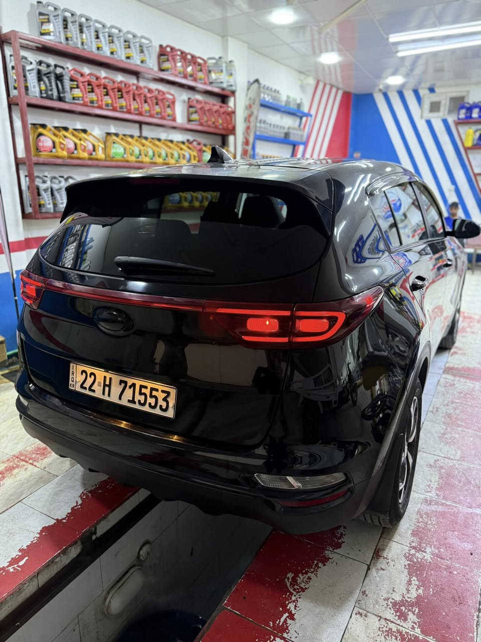 السلام عليكم 

كيا سبورتج 2020 
رقم اربيل لجديد
للبيع 
السياره وارد امريكي 
مواصفات السياره معروفه :-
لايتات امامي 
تحكم ستيرن 
شاشه كبيره نظام ابل كار بلاي
ويل S الرياضي اسود
تبريد قطعتين
محرك 2400 
نظام تحديد المسار 
3 انظمه للقياده 
    1-نورمال_الطبيعيه
    2-ايكو_اقتصاديه بصرف الوقود
    3-سبورت_الرياضية
وباقي مواصفات السبورتج المعروفه 
السياره بدون بانوراما وبدون بصمه 
بدون شخوط 
بدون نقص مكينه كير صدر مكفول
السياره حادثه بنيد فقط بدون دواخل وسونار مرفق بلمنشور 

مراوس برام

للاستفسار اتصل:***********
