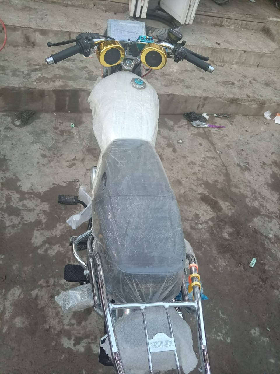 البع يرني تاير مشتغله يومين سعر 800بي مجال ***********
