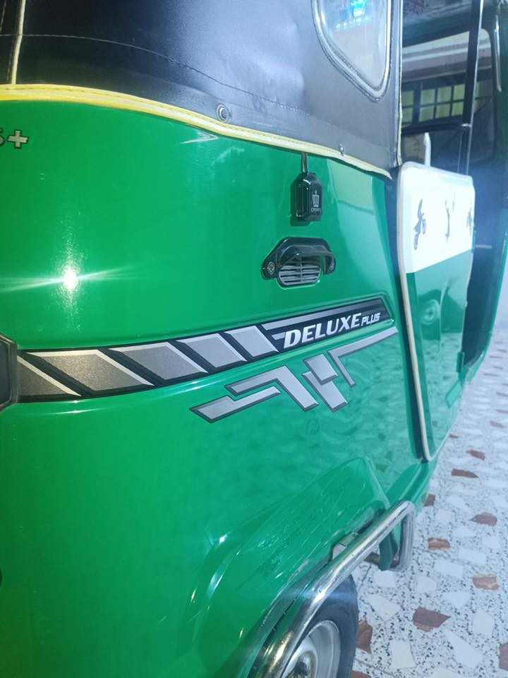 سلامً عليكم تي في اس مديل 2022/11/18 بدي كفاله عامه المكينه مفوتحه كزكيت وكلجات فقط التكتك بسمي تحويل ثاني يوم ***********
