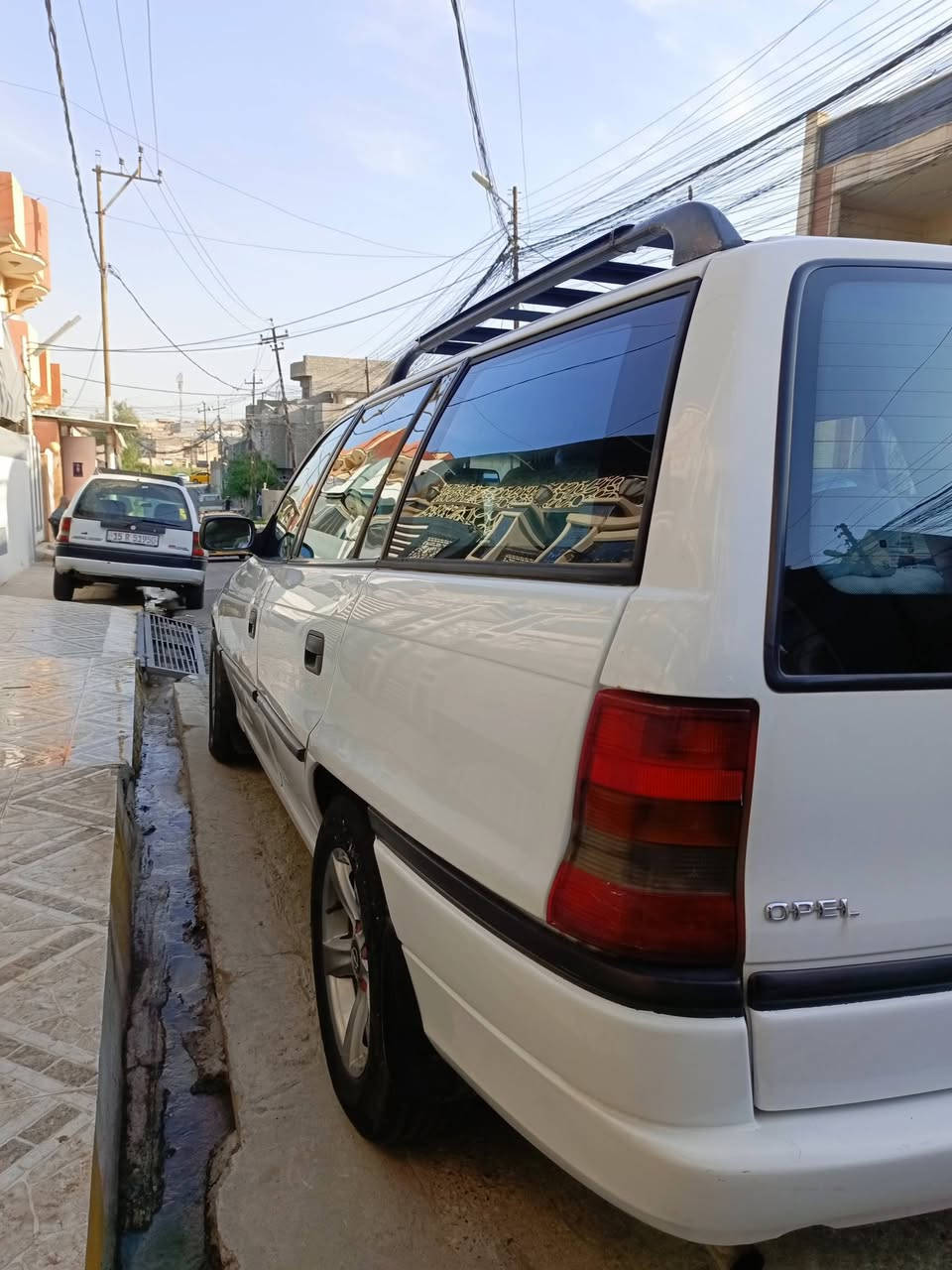 🛑استرا استيشن موديل{1993}
🛑محرك شرط 👌 حجم 16
🛑كير توماتيك بي تاخيرة خفيفة بل بك✅
🛑استيرن بور💯
🛑الكشر الخارجي نضيف ما بيها  صبغ..✅
🛑ما عدة دواير ودوسات..🤏
🛑ما بيها غيسان 💯
🛑طخم تايرات اخو الجديد 👍
🛑وايرمنيا كلها شغالة ✅
🛑تدفئة شغالة✅
🛑دشبول نضيف✅
🛑كشنات مغلفة جديد ✅
🛑وبطاين البواب مغلفة ✅
🛑طخم سماعات ✅
🛑شاشة بلوتوث +كاميرة✅
🛑قفل مركزي 💯
🛑بيها كاربون بانزين....
🛑السعر 61وبها مجال....
🛑{العنوان موصل مشيرفة الاولة}
🛑للتواصل..***********
