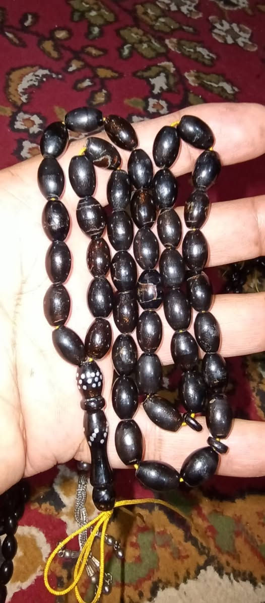 يسر بلدي مصري بحر احمر 45 خرزه تفاصيل ب الصور سعر القطعه الواحده 25 الف دينار 
توصيل 5 الالف.


**إذا كنت صاحب هذا الإعلان وتريد حذفه لأي سبب، رجاءا أرسل رسالة إلى الدعم الفني**