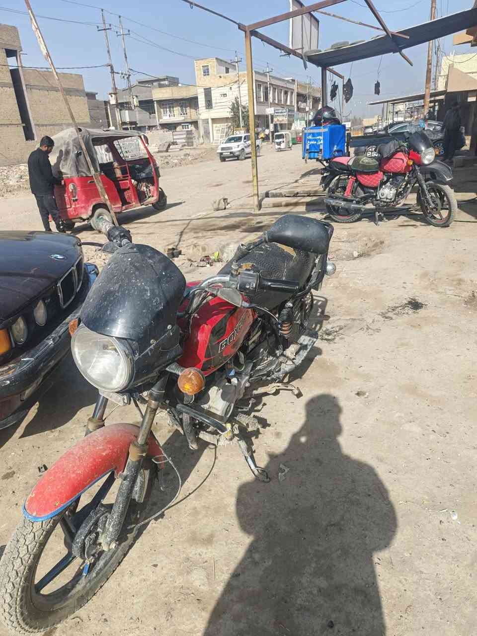 سلام عليكم.
عندي هذا ال دراجه موديل 2022 
مرقم أو بسمه أو ال دراجه حلوه يرادله تجفيت أو يرادله ترتيب شويه ***********
 سعره 1550 إبيه مجال
