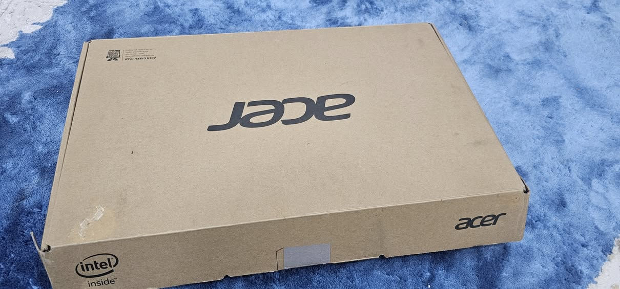 حاسبة aser Aspire3 بعده جديده ما مستعمله هواي


**إذا كنت صاحب هذا الإعلان وتريد حذفه لأي سبب، رجاءا أرسل رسالة إلى الدعم الفني**