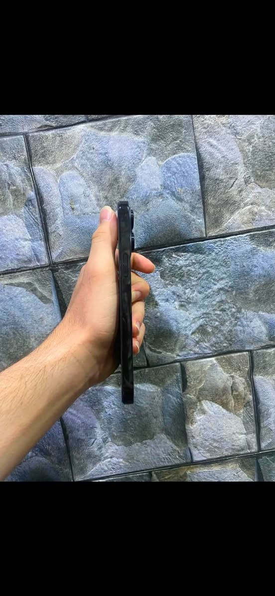 السلام عليكم 
ايفون 14 برو ماكس 
ذاكره 128 
بطاريه 100 مبدله قطاره بل شحن شرط 
جهاز لوك جلخ مابي شرط 
نظافه 100
جهاز مبدل شاشه طبق الأصل شرط. 
فيس إيدي شغال كلو شغال جهاز 
كامرات فول 
سعر 490 وبي مجال للطيبين 
لباقي التفاصيل اتصل وتدلل 
*********** ‏
