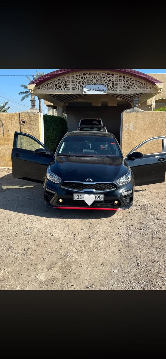 سلام عليكم ورحمة الله وبركاته سيارة فورتي 19وارد امريكي فول مواصفات عده بصمه وفتحه شاشه كبيره قياده ذاتيه 3انضمه رادارات امامي وخلفي كير اي اتي رقم بغداد جديد سنويه جديده وهزه بسمي حادثها موضح بالصور فقط بامريكا فقط بيهاا كازكيت المكان بغداد حي العامل هاذه رقمي *********** هاذه ع رصيد وتساب *********** بي وتساب
