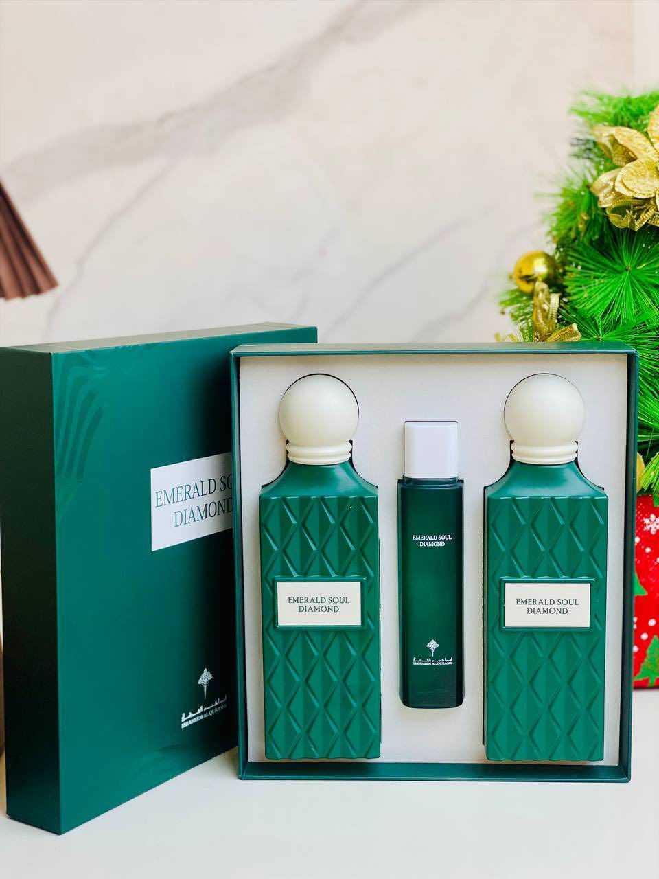 مجموعه عطور للجنسين 🤍
من ابراهيم القريشي تناسبك في كل الاوقات والمناسبات 
بحجم وسعر مميز يحتوي البوكس على 
عطر 2 وسبلاش ثابت 

كل عطر يحتوي ع التوباكو المتميز والخاص بكل بلد كأنك تسافر في رحله حول العالم للتعرف علي ذوق وثقافه مختلفه 🗺️🌍 
هديه قيمه ومميزه لا تردد في ان تخوض التجربه 😋


**إذا كنت صاحب هذا الإعلان وتريد حذفه لأي سبب، رجاءا أرسل رسالة إلى الدعم الفني**