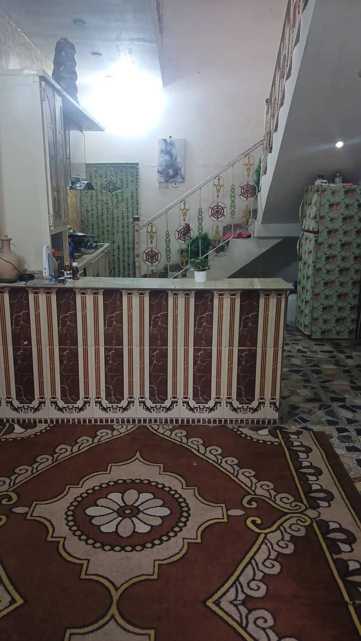 بيت للبيع مساحة 170 متر مكان بستان سامي للإستفسار ***********
