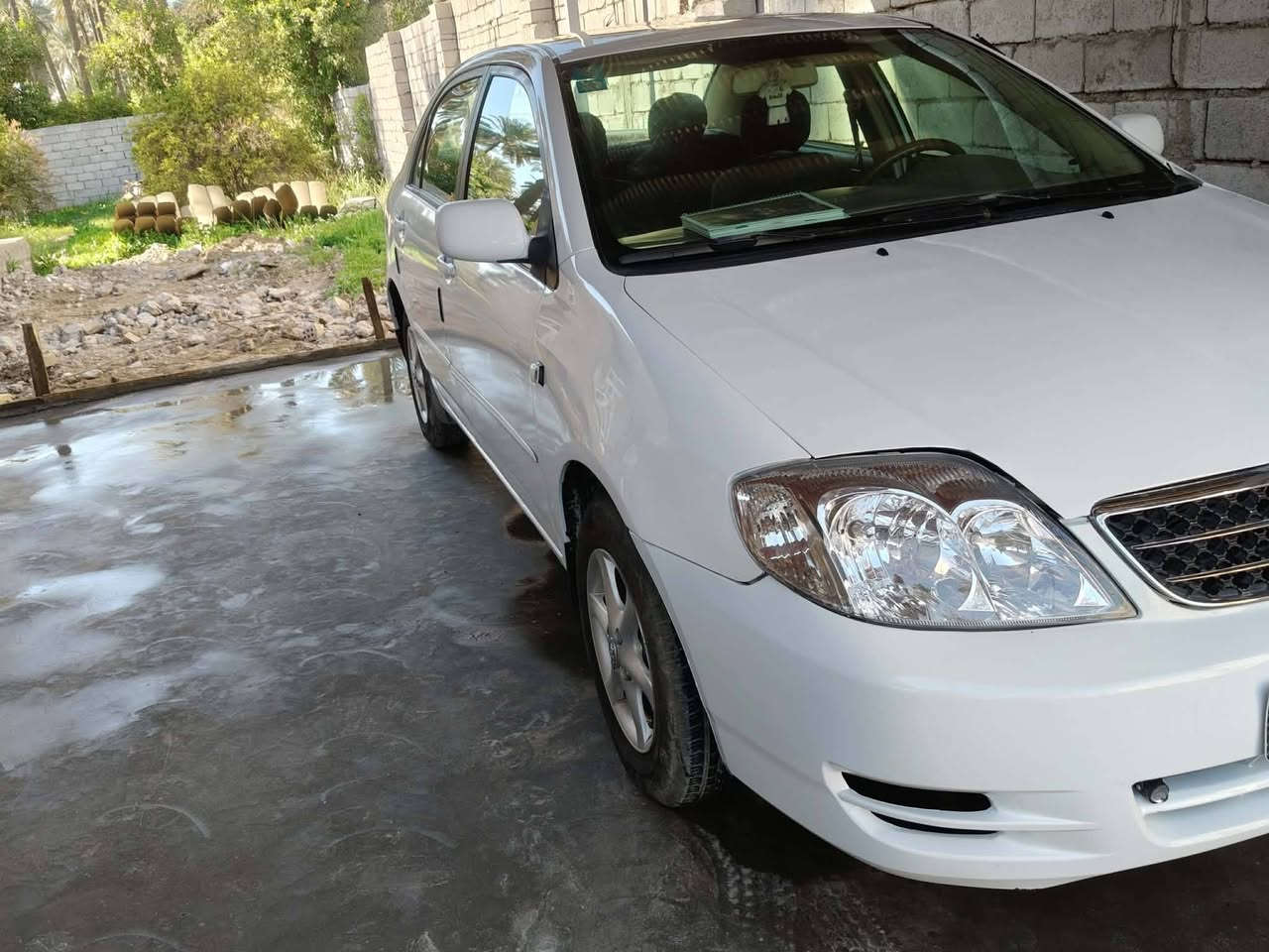 السلام عليكم كورلا للبيع موديل 2001 محرك 1600 رقم بغداد بأسم اخويه 
بيه جاملق خلفي ضربه خفيفه رايدهه 68 وبيه مجال مكاني بغداد تبريد شغال ثلج ‏‪0777 950 2762‬‏
