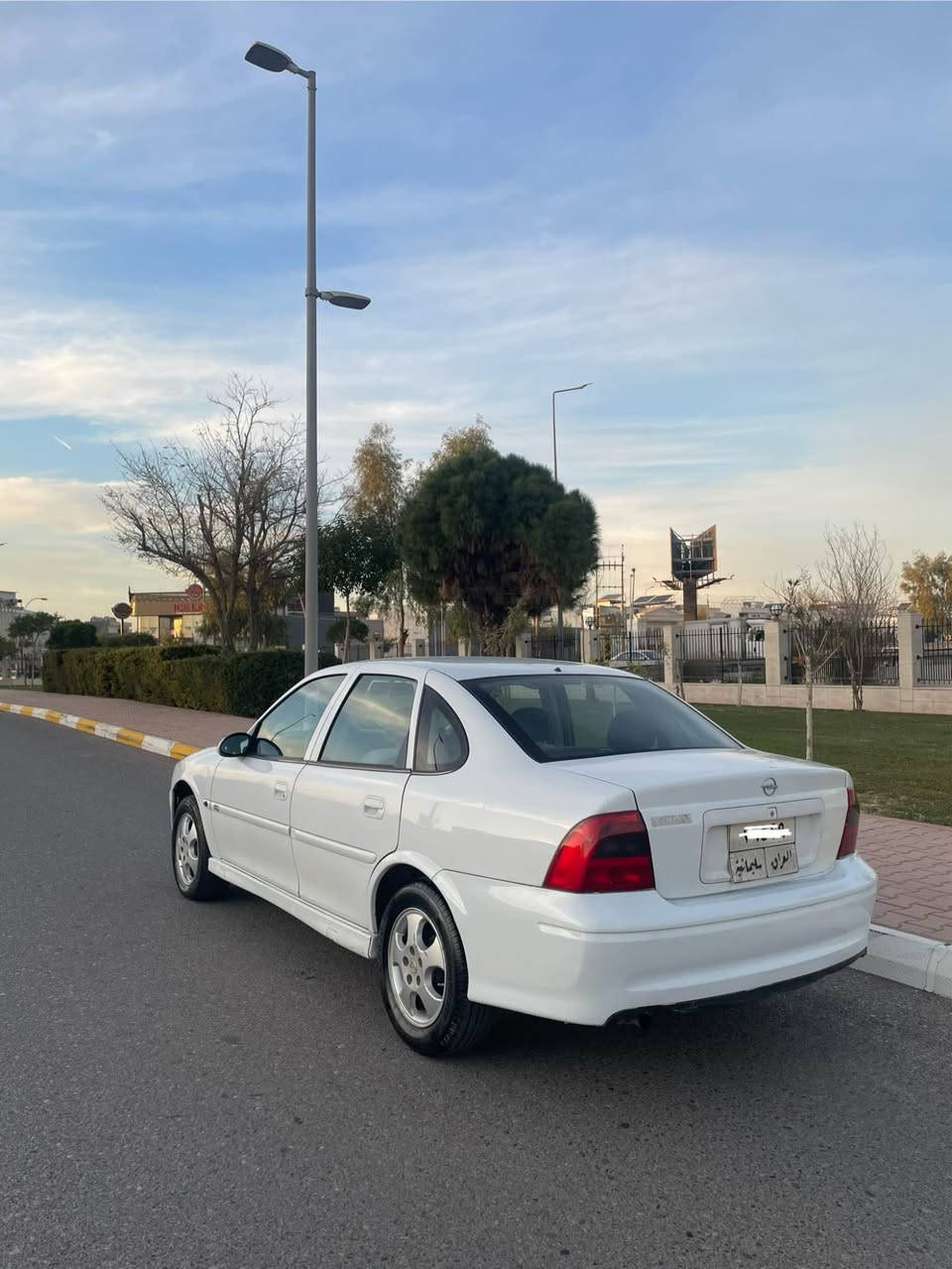 ئوپل ڤيكترا 2000 
گير عادى
مه كينه جوار پستنه 
جوار جام كاره باى 
ئاوينه كاره باى 
ته بريد ساردو گه رم ايش ده كا 
بي سبوغه 
بي ليدرانه 
سعرى 48 وه رقه مه جال 
ره قمو سنوى نوى 
4 وه رقه غرامه ى له سه ره ده وى مامله ده گرينمه وه 
سه ياره كه له هه وليره 
گير و مه كينه به شرته 
به ناو كردن به شرت 
ژماره ته لفون 
0️⃣7️⃣5️⃣0️⃣6️⃣7️⃣1️⃣7️⃣1️⃣7️⃣7️⃣ أربيل, العراق


**إذا كنت صاحب هذا الإعلان وتريد حذفه لأي سبب، رجاءا أرسل رسالة إلى الدعم الفني**