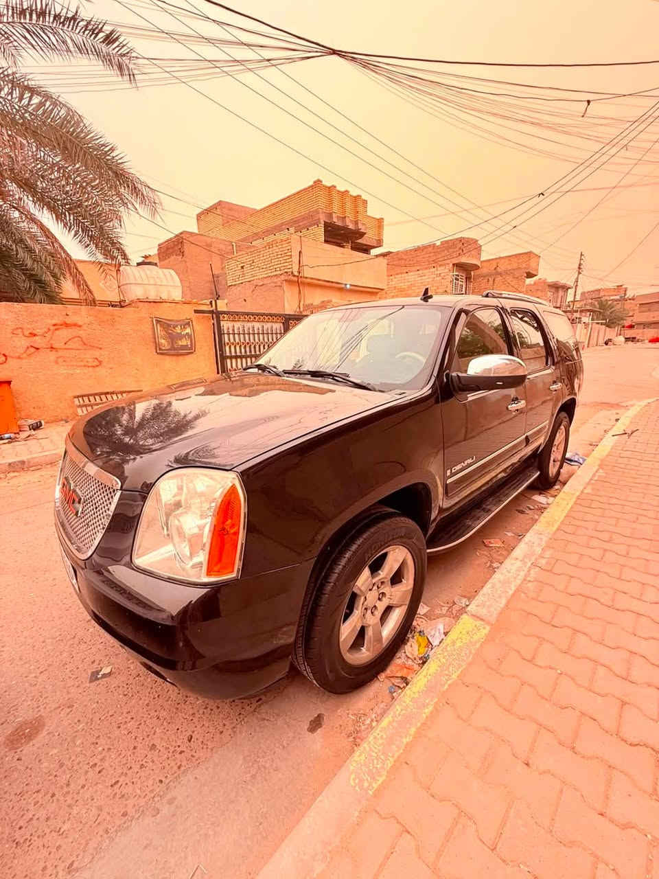 🚘 للبيع – جمسي دينالي 2007 (مواصفات) 🚘
✅ أعلى فئة Denali
✅ محرك 5300 بحالة ممتازة، ما بيه أي نقص ولا ضعف
✅ كير جديد بالكامل، تبديل ناعم وما بيه أي ملاحظة
✅ تخمات جديدة
✅ تايرات جديدة
✅ صدرية جديدة
✅ داخلية VIP ملكي جلد، نظيفة جداً وكأنها جديدة
✅ فتحة سقف
✅ تشغيل عن بعد
✅ مقاعد السائق والخلف كهربائية
✅ باب الصندوق كهربائي
✅ حساسات + كاميرا خلفية
✅ تبريد ممتاز “خير من الله”
✅ لايتات زينون
✅ حدادية
✅ شاشة مع كاميرا
✅ مرايات شفط
✅ السيارة ما بيها أي نقص، وكلشي عليها مرتب ومجدد

🔹 السيارة نظيفة جداً، بدون دگة جاكو، ولا بارد، ولا تكحيل، وجاهزة للاستخدام مباشرة، وتستاهل اللي يدور على سيارة مرتبة ومكيفة ومريحة.

📍 الموقع: بغداد
📄 رقم بغداد الجديد، والسيارة باسمي، والتحويل مباشر.

📞 للاستفسار:
***********

💰 السعر: 190 ، وبها مجال بسيط للمفاوضة.

الله يبارك لصاحب النصيب.
