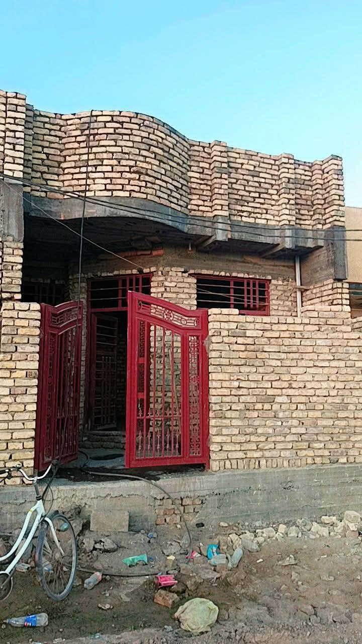 سلام عليكم عندي كادر لبخ و تطعيم وفوم خارجي وكادر ثاني ديكورات داخليه وخارجيه وصبغ بأنواعه علماً شغل استلام مهندس. نحتاج مقاول يطنينا شغل وياخذ نسبه أرباح نشتغل بغداد وخارج بغداد.. ونماذج موجوده وعمل نسلم عمال ناخذ حساب ***********
