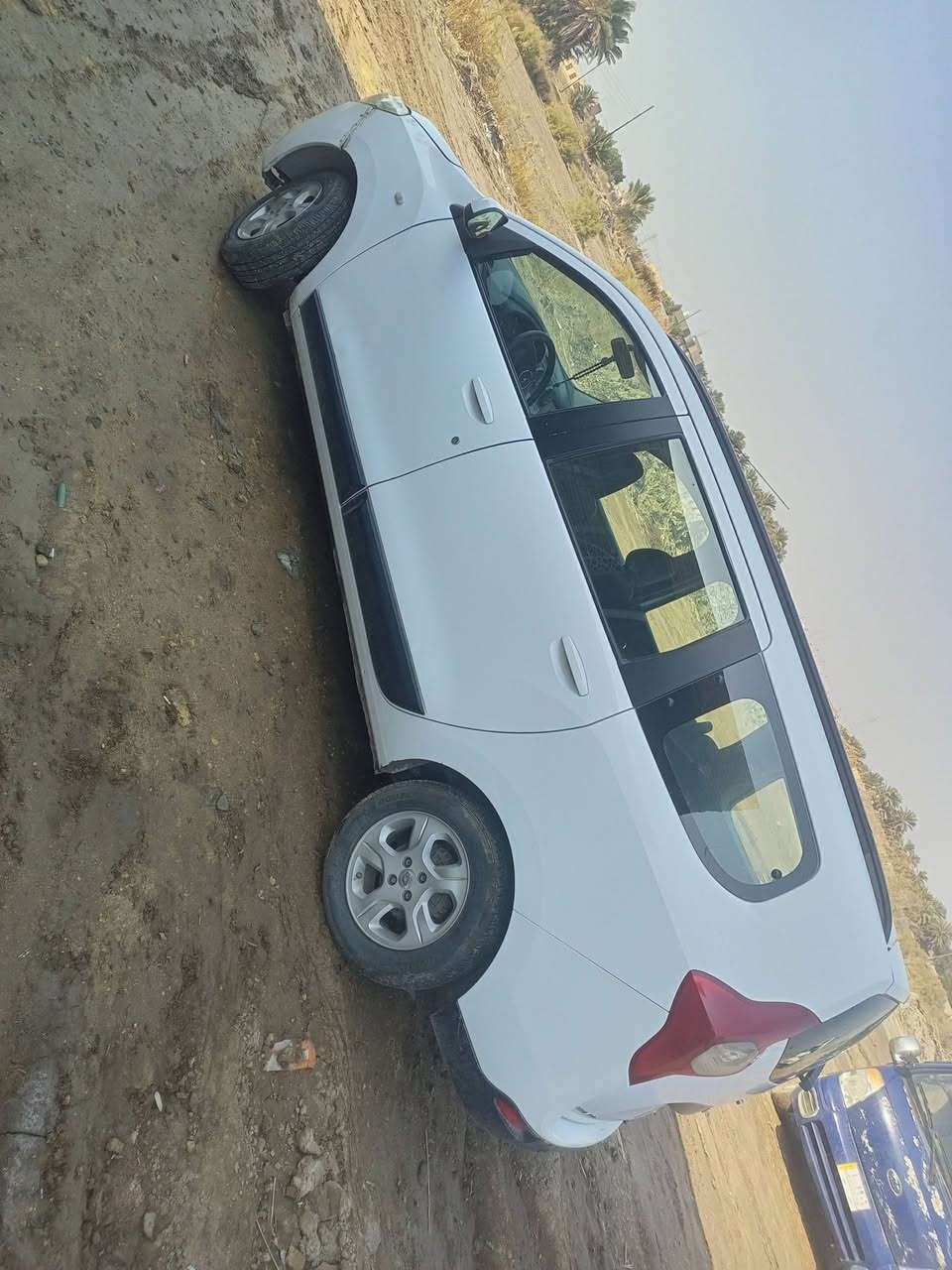 سياره للبيع السعر70 وبيه مجال المكان السماوه الجريوعيه2 متكفل بنشر سياره مكفوله***********
