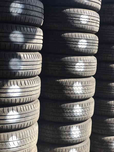 السلام عليكم 
متورفر 200 زوج تاير باله ياباني اخو الجديد 
قياسات من 14 لل 18 جميع القياسات موجوده 
تكوك ماكو كله تخم وزوج 
جمله فقط 
العنوان البصره القرنه
***********
