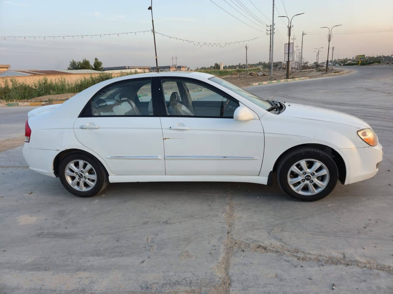 كيا سيراتو 2008 رقم نجف بأسمي سنويه لل27
ذ مكفوله من الضربه ، مكينه 1600
بيها صبغ بابين .
تخم تاير جديد ، حداديه حلوه 

السعر/80 وبيها مجال
العنوان/ بابل _ الكفل 

***********
