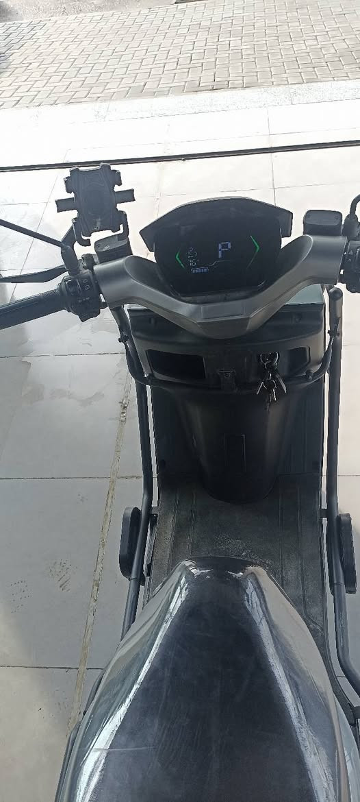 دراجه للبيع شرط نظيفه ضد الكسر  مال شراء يراسلني على الرقم ***********  ***********
