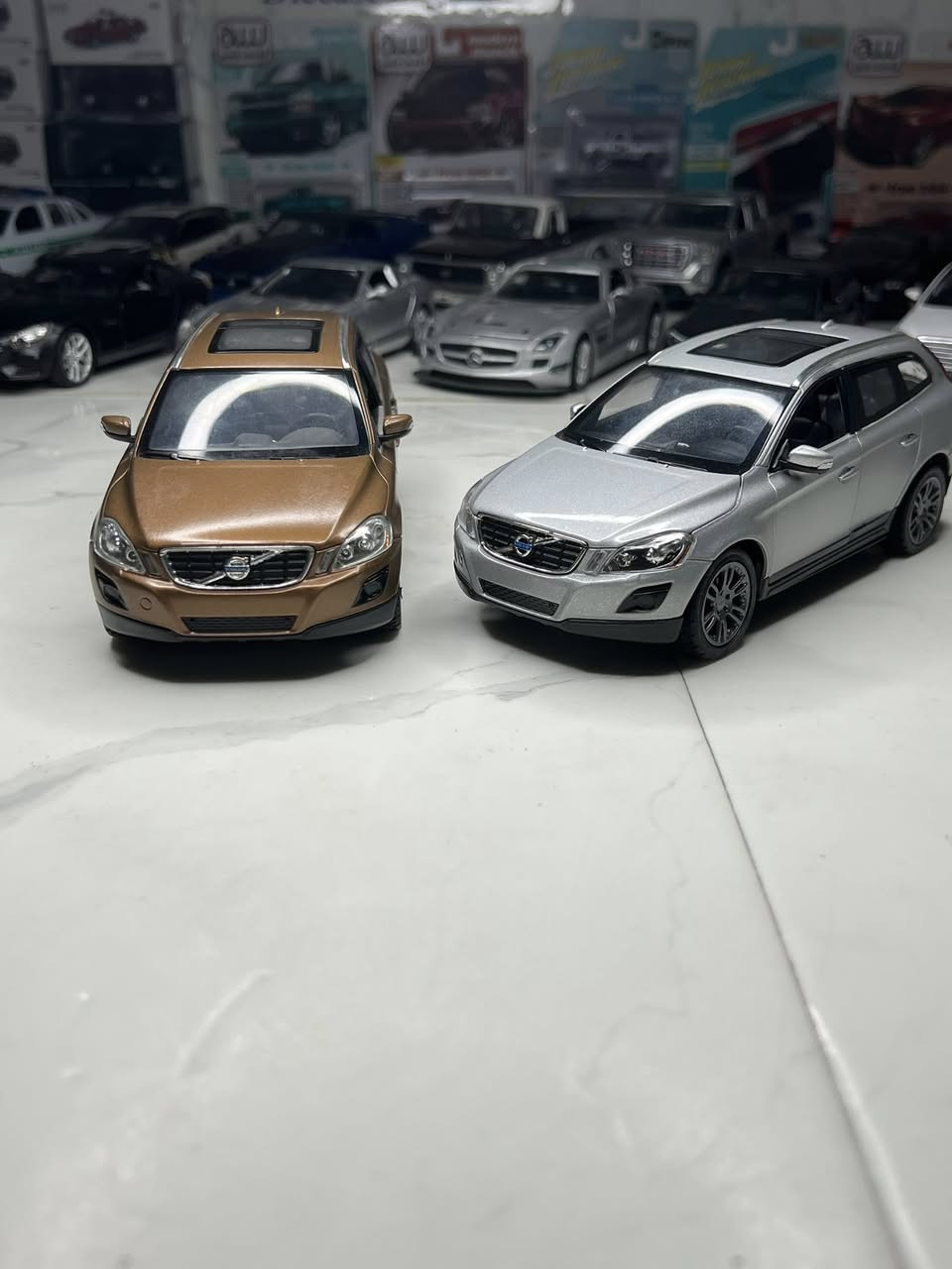 متوفر الان ⌚️

مجسم فولفو XC60 
من شركه RASTAR
مقاس 1/24 

للتواصل : ***********
حساب تيك : diecastbaghdad0
انستا : diecast_baghdad_1
فيس بوك  : طه جمال العامري
