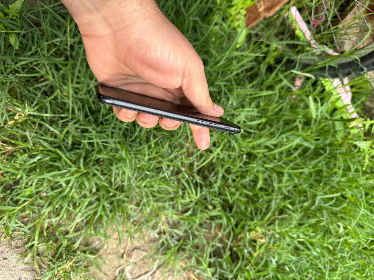 السلام عليكم من رخصة الادمن
متوووفر للبيع
              
📱ايفون 7 عادي
🖤 لون اسود 
💾 ذاكرة 32
🔋 نسبه البطارية 100
📞 تك سيم كارت
فول نضافه شرط مبدل بطاريه فقط كله شرط 
⚠️ ملاحظه ( دكمه مال بصمه متوقفه فقط)

الشراي يتفضل خاص لو تصل ويدلل محضور من تعاليق
‏ ***********
