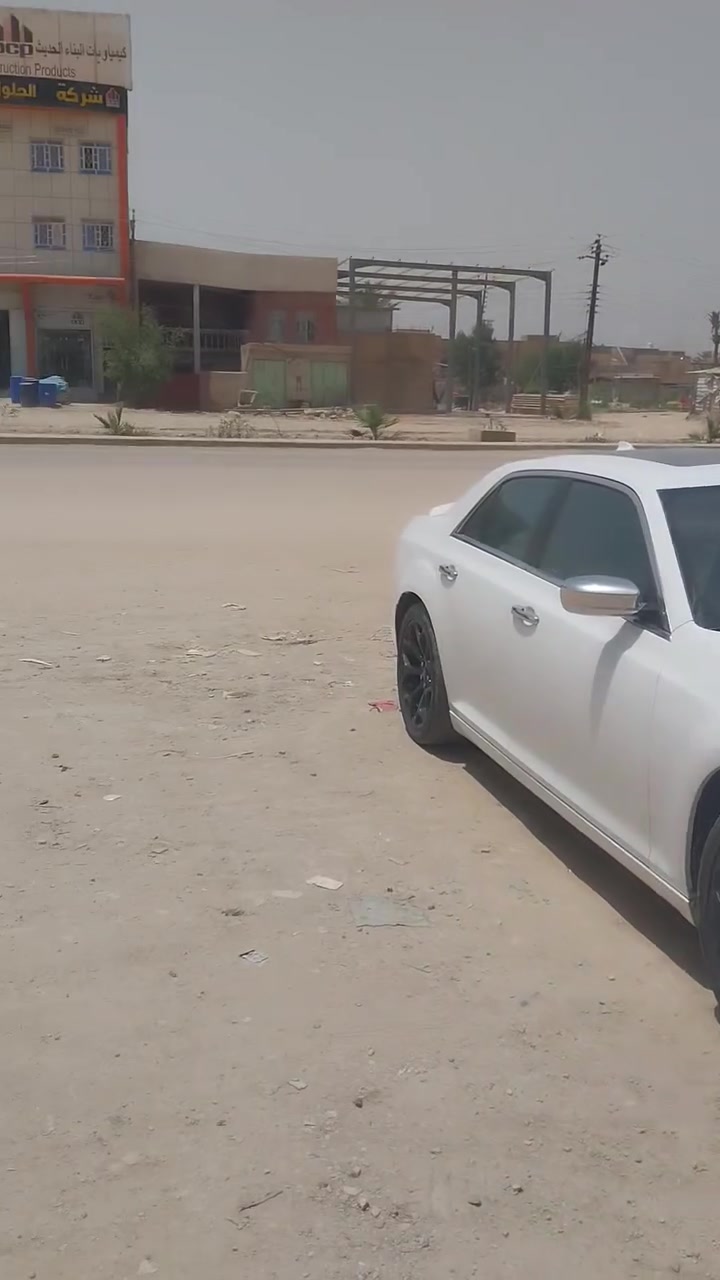 قاعه للايجار شارع ٨٠كربله قرب شارع الحسينيه المساحه ٨٠م للايجار للاستفسار مكتب المأوى للعقار ***********
