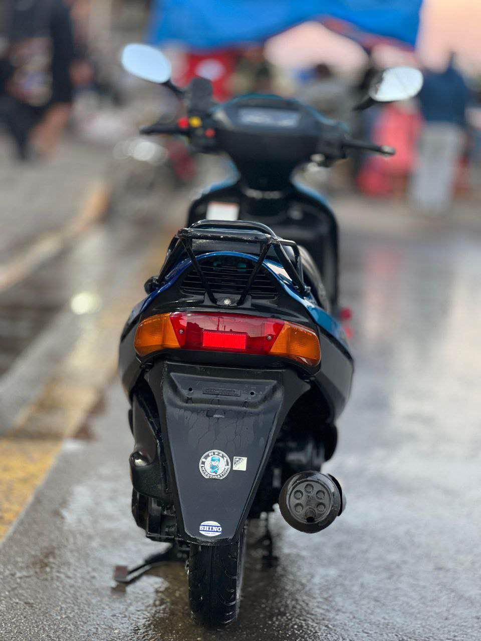 دراجه بحاله الوكاله ماشيه ٢٢ الف دراجه خدش ما بيها. 
نقصها كلج امامي فقط لا غير الباقي كله كفاله عامه من الطول للطول اوراق موجوده شلعه معدل خير من الله السعر ٨٥٠ وبيها مجال بسيط 
العنوان : حي اور
الرقم :*********** بغداد, العراق
