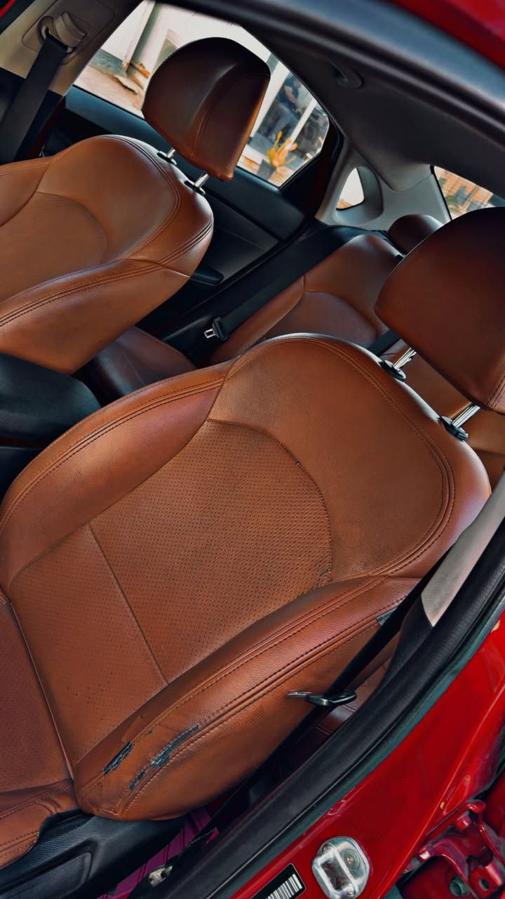 سلام وعليكم كيه فورتي موديل 2019 السياره فول ما عده الفتحه محرك 2000دوش  كير ايتي  السياره 
اي نقص ما بيه 
رقم بغداد 
بدون تبديل 
بيه ربع بنيد كلير 
وبيه ربع باب صبغ بدون يرباك ودواخل 
السعر 130
رقم ***********
