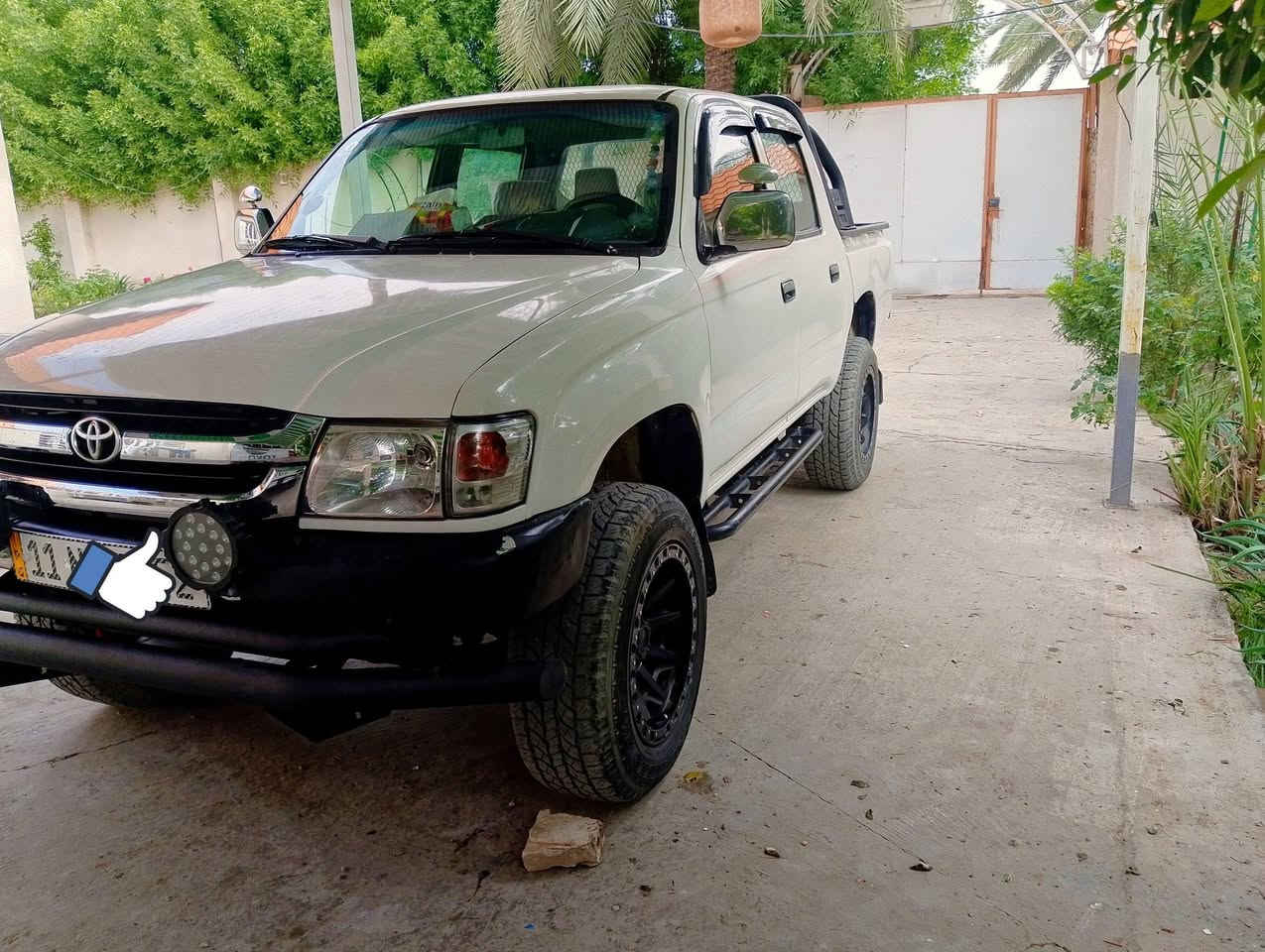 السلام عليكم بيكم جمره فورويل 2004 مصبوغه عام جماليه رقم بغداد باسمي سياره 130 وبيها مجال مكان بغداد ***********
