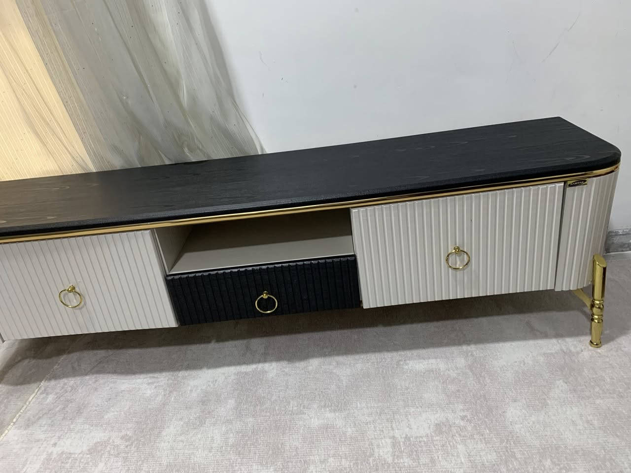 ميز تي في للبيع كلش نظيف وحلو مابي عيب


**إذا كنت صاحب هذا الإعلان وتريد حذفه لأي سبب، رجاءا أرسل رسالة إلى الدعم الفني**