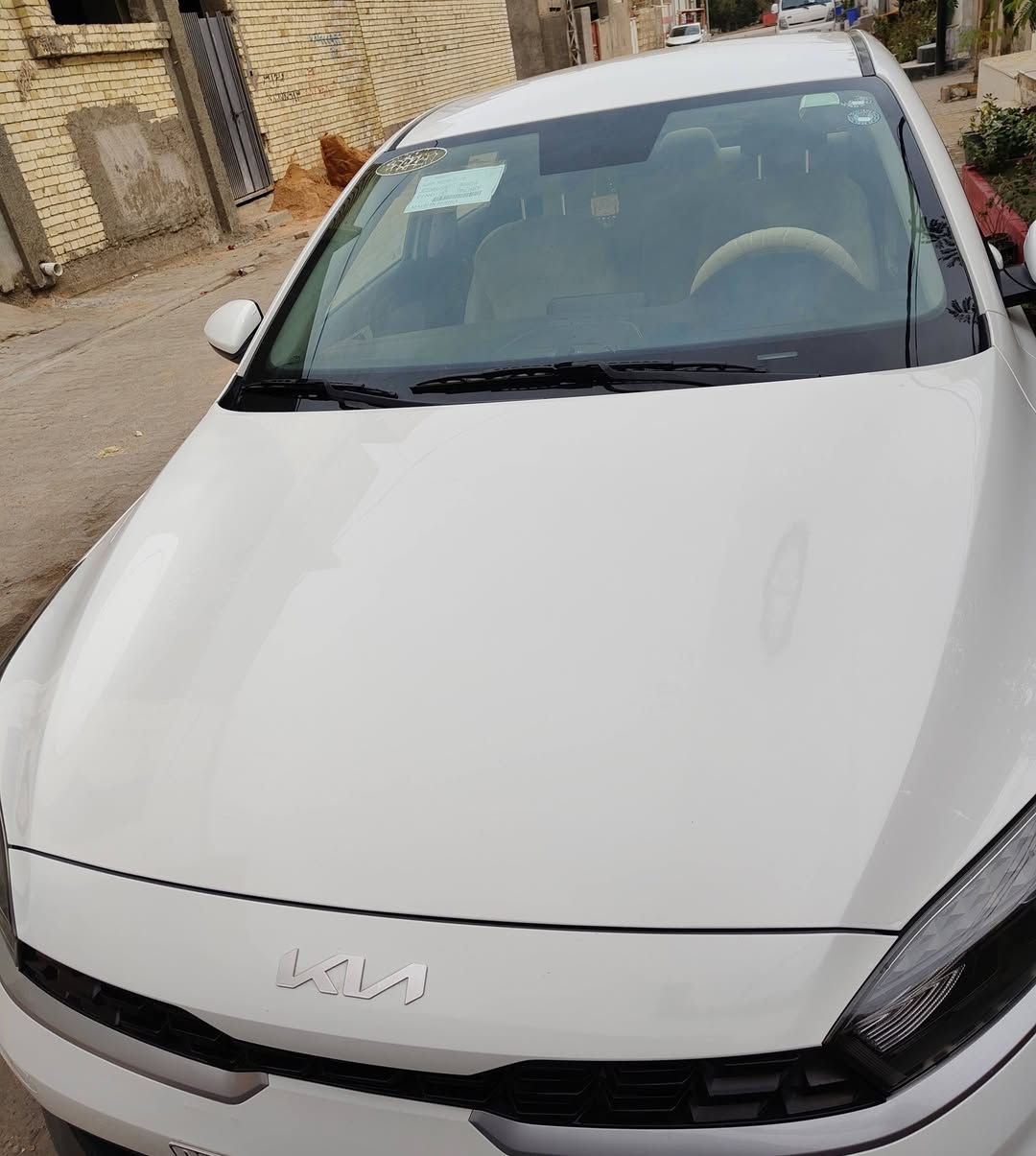 سيراتو 22 مكفولة 
رقم اربيل
ماشية 84
السعر 165
مكاني نجف
الرقم ***********
