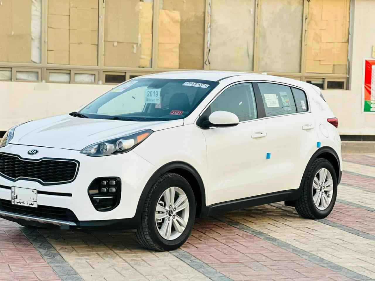 السلام عليكم كيا سبورتج للبيع أمريكيه موديل 2018رقم بصره حره تحويل مشروع وطني ضررها تبديل جاملغ وبنيد اصليات بدون دواخل فقط شاشه كبيرة كاميرا دواره تحكم جهتين ويل كروم 17 تبريد حداديه السياره جاهزه من كلشي استخدام شخصي السعر 153ورقه وبيها مجال بسيط للشراي مكان السياره ناصريه الشموخ للإستفسار *********** *********** رقمي أرقامي بيهن واتساب ناصرية, ذي قار
