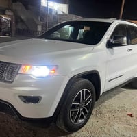 للبيع سعر 198   جيب لمتد 2020  ماشيه 83 كيلو متر  سنويه جديده رقم بغدا...
