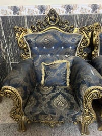 تخم ملكي للبيع  عشر مقاعد السعر ٧٥٠  بغداد الشعب 07770486670