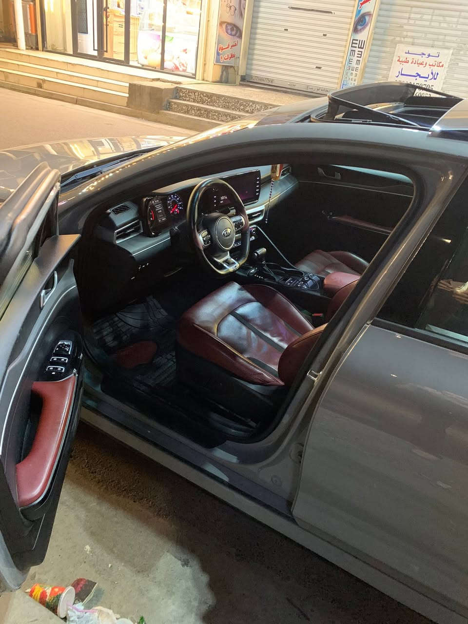 السلام عليكم

مكاني بغداد حي الجهاد

🔥 للبيع كيا K5 GT-Line موديل2021 🔥

📍 رقم أربيل📍 الممشى: ٥٧ ألف  فقط 📍 لون أسمنتي مميز 📍 دفع امامي  (AWD)

المواصفات: ✅ تشغيل عن بعد ✅ دخول ذكي وترحيب ✅ تنبيه اصطدام أمامي ✅ تنبيه مغادرة المسار ✅ كاميرا خلفية ✅ شاحن وايرلس ✅ منافذ USB ✅ مانع انزلاق ✅ مقاعد جلد  ✅ جام أوتو ✅ نظام مراقبة ضغط الإطارات (TPMS) ✅ شاشة تدعم Apple CarPlay و Android Auto ✅ مصابيح LED ✅ 5 وضعيات قيادة: SPORT / CUSTOM SNOW / SMART / NORMAL

🔹 السيارة ل🔹 حادث  جامرلغ وربع من البنيد وسونار منزله بالمنشور 

سيارة نظيفة ومواصفاتها عالية وجاهزة للاستخدام.

عارضها ١٦٥ وبيها مجال شوف وكلب وخذ مطر ع سفر وريد أبيع  

📲 للاستفسار والاتصال ***********
