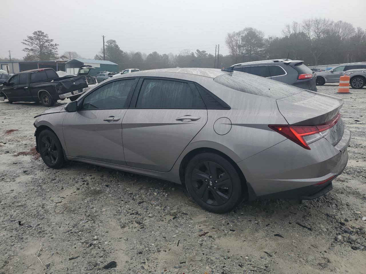 السلام عليكم 
هونداي النترا هايبرد مواصفات بلو بصمه شاشه كار بلي تحكم ستيرن رادارات امامي خلفي جانبي مثبت سرعه مثبت مسار موديل 23 
محرك 1600
صور الحادث موجودة كدامكم الدعامية مبدلة والبنيد بي كارت بسيط يعني ضربتها كلش حلوه
ماشية 37 ميل
رايدها ب160 للبيع او المراوس باعلى 
شعندك نزل بالتعليقات
رقمي *********** بغداد, العراق
