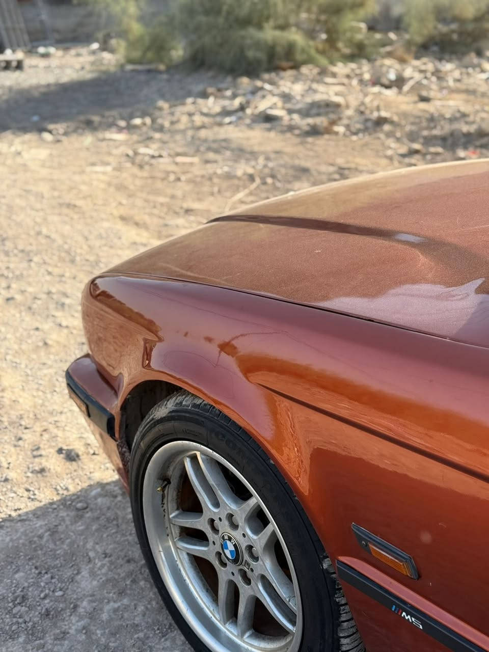 سلام عليكم لسياره لون مشمشي 525 موديل 91 السياره كير مكينه شرط الفحص مكفولات كفاله عامه السياره مختمه كلها M عندي نقص بالكهرباء وكاله عامه بأسمي تحويل تاخذه مني رقم اربيل النقص الي بل كهرباء اشاير بيهن طبك تخلي فيوز يطك وبنكه مال تبريد محتركه وسلايت يطلع صوت بس مينزل وتبريد نقصه قايش 
سيارة قوية ومرتبه نقوصات كلش بسيطه
رقم التواصل ***********
ديالى بعقوبة
السعر 55$
