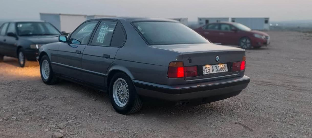 Bmw525iA 1992 بێ لێدراو به‌شه‌رت له‌سه‌ر بیلاد ماوه‌  هه‌موو گیانی ئیشه‌كاو به‌شه‌رت سه‌نویو ره‌قه‌می تازه‌یه‌ به‌شه‌رت ته‌حویل غه‌رامه‌ 

***********

0771 546 6400 كركوك, العراق
