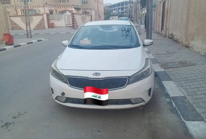 السلام عليكم ..
من حديث ل امير المؤمنين علي بن أبي طالب عليه افضل الصلاة والسلام ، يقول :(... حَملتُ الصخر و الحديد فلم اجد اثقل من الدَين، فإنهُ هَمٌّ في الليل و ذِلٌّ في النهار.) 
و الحر تكفيه الاشارة. 
#للبيع سيراتو 17 خليجي محرك 1600 ماشيه 143 كم. رقم اربيل الماني بسم شركة مكانها النجف. السيارة مكفولة من كلشي(على وضع الشركة) فقط بارد قليل جهة السايق. 
السيارة نظيفة و احلى من الصور. 
السعر المطلوب (127 $) مجالها من تجي وتشوف و تقتنع تشلع عيوني و تدلل. 
للاستفسار / *********** /واتساب 
اسف للاطالة و ربي يحفظكم.
