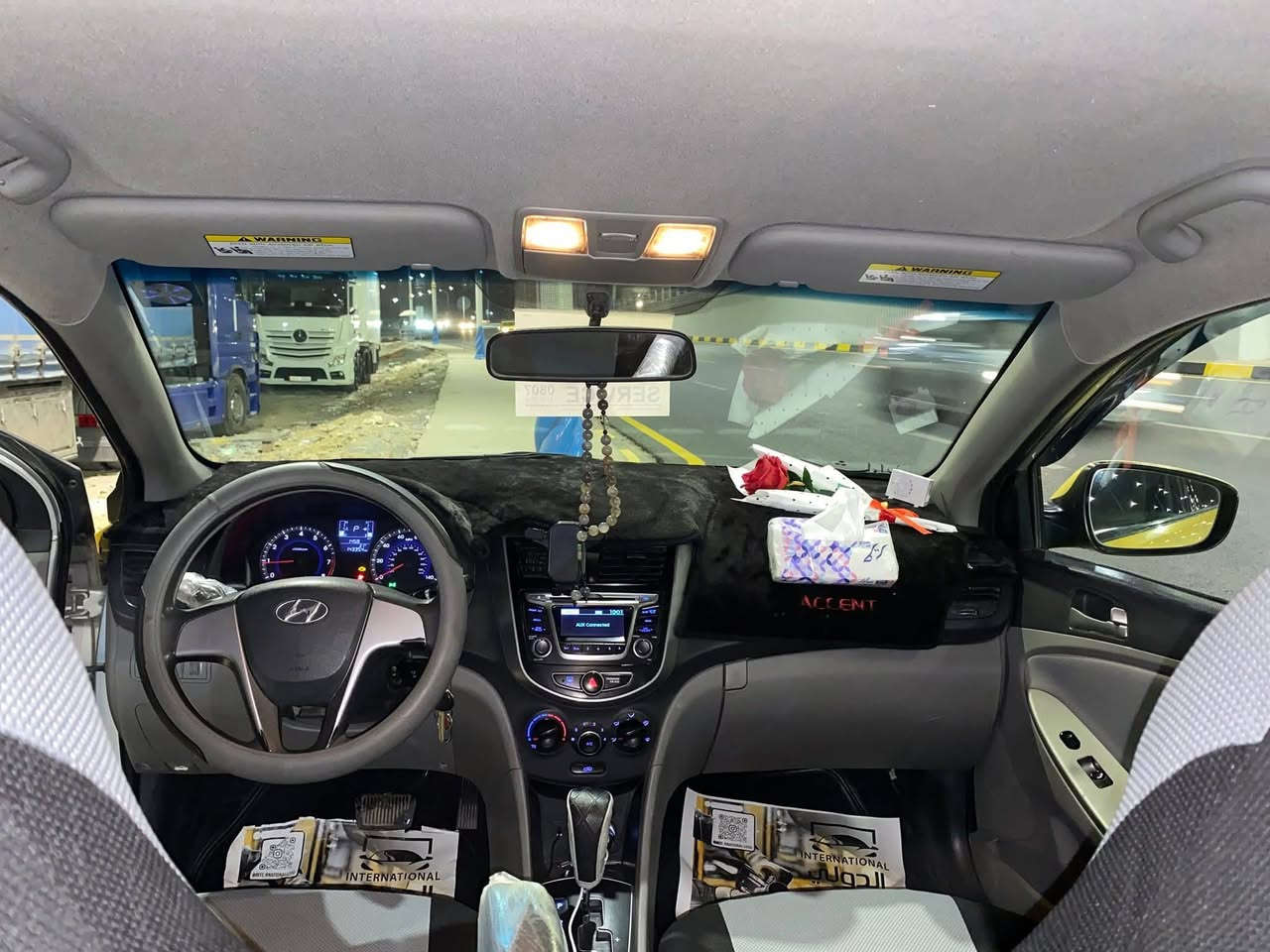 السلام عليكم
اكسنت 2016 للبيع امريكي
مبدل بوند فقط بدون دواخل نهائياً
محرك جي دي اي شرط
كير شرط 
الطخم100٪
سيارة كااملة من كل النواحي
رقم بغداد سنوية 2029 باسمي
***********
مكان السيارة موصل 
السعر 93 بيها مجال قليل
