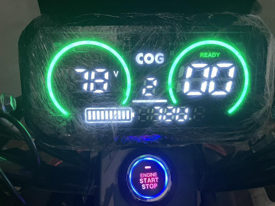 سلام عليكم 

للبيع دراجه x900 موديل 2026 بصمه تشغيل +سويج 
4 نمر 
MP3
نضام R بك  
 6 بطاريات جديده 72v تايرات جديده بريك دسك مكفوله كفاله عامه سعر 475 الف وبيها مجال 
اتصال ***********
مكان بغداد الجديده
