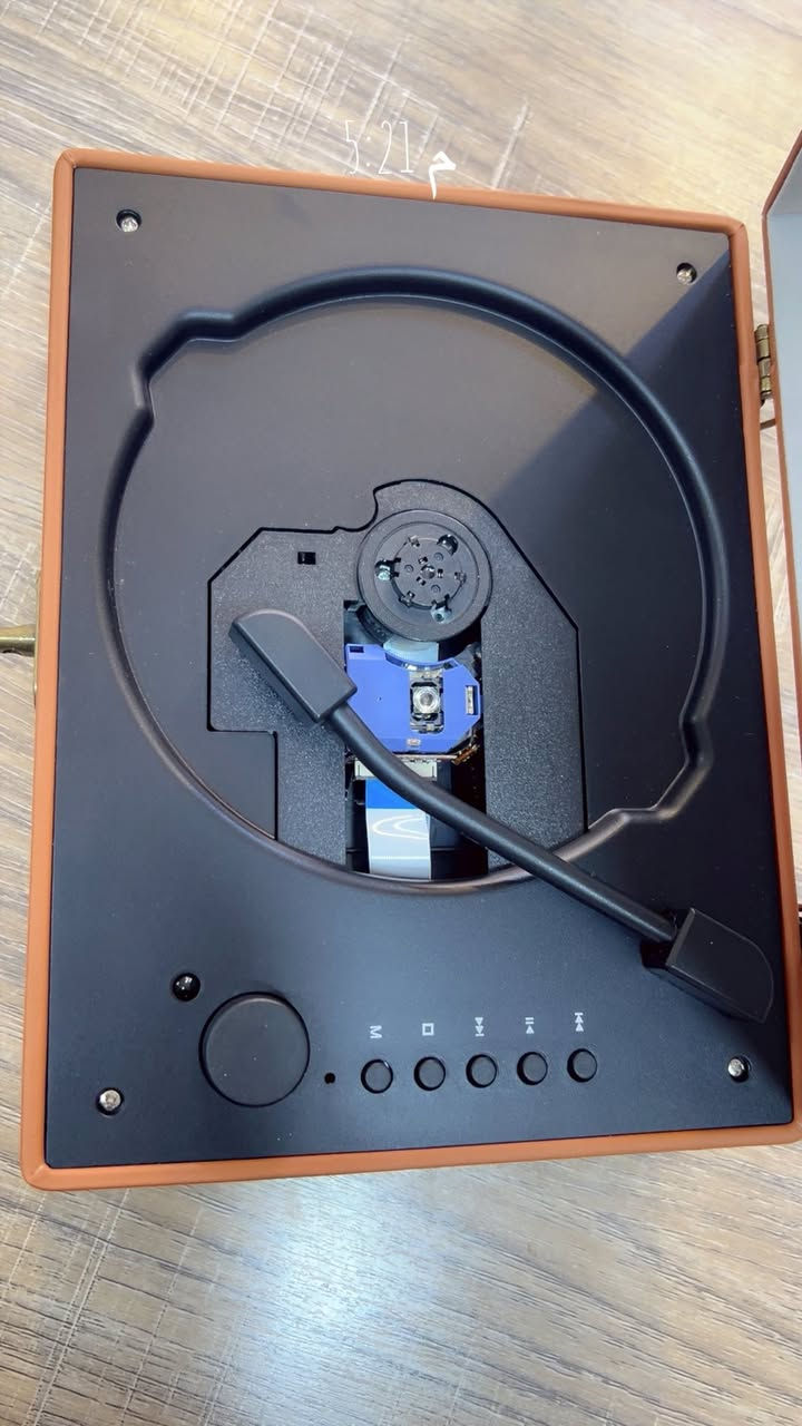 سماعة بلوتوث مع مشغل اقراص
شي كلش حلو وراقي على اول تم 50


**إذا كنت صاحب هذا الإعلان وتريد حذفه لأي سبب، رجاءا أرسل رسالة إلى الدعم الفني**