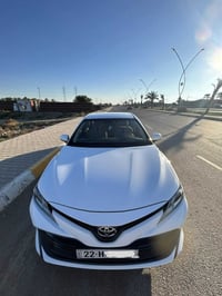 كامري 2020 للبيع  خليجي Le كلين رقم اربيل ماشيه 200 الف كم  هـ / 07711...