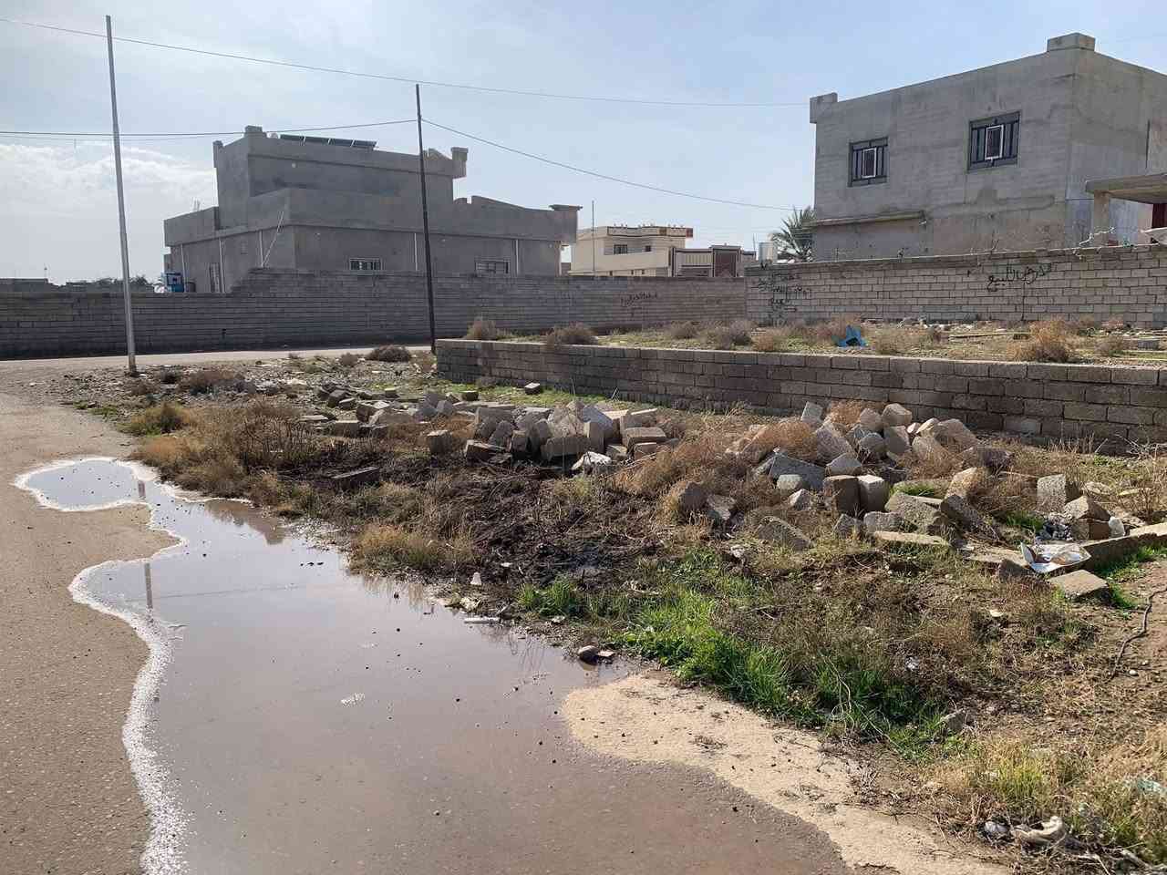 السلام عليكم
قطعه ارض للبيع  قرية المالحه مجاور البيت اثير الشندوخ 

مساحة القطعه / 450 متر

اساس كامل 

1500 بلوكه 

السعر 15 مليون وبيها مجال 

للاستفسار ***********
