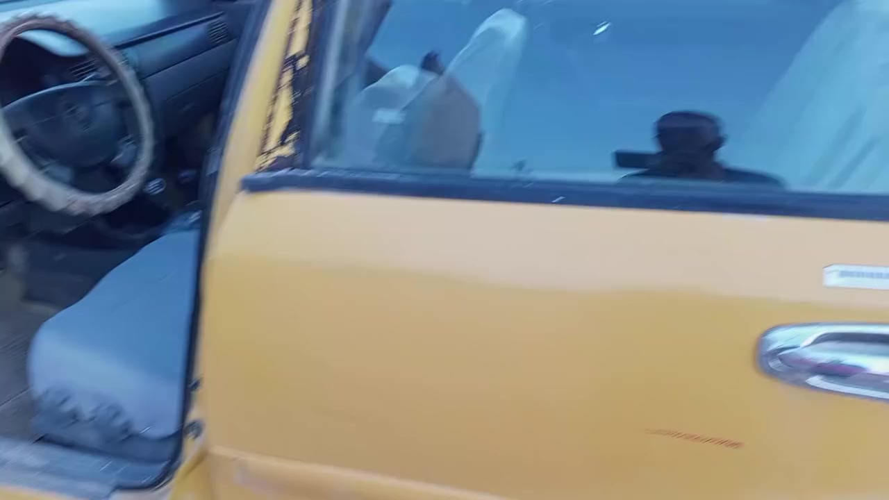 اوبترا 2010 للبيع
سيارة مكلوبة معمرة 
كير و مكينة 1600  شد جديد سعر35 مكان ذي قارسوق شيوخ كرمت بني السعيد ***********
