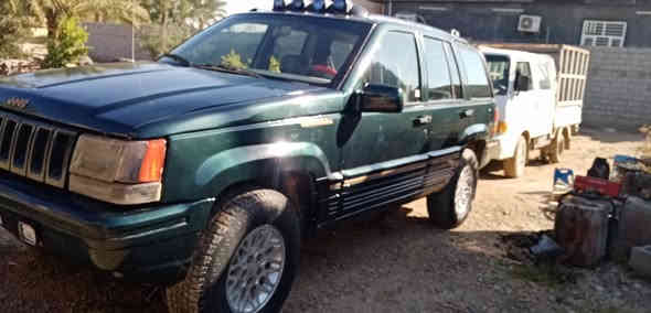 السلام عليكم للبيع جيب كراند شيروكي موديل ١٩٩٤ رقم بغداد الماني تحويل مباشر محرك وكير vvt 2500ثنين ونص ياباني تحويره حلوه صبغ عام جماليه سياره مال جناي نضيفه وناعمه بل شارع سياره مكانه بغداد التاجي السعر٤٥ورقهه
***********
***********
