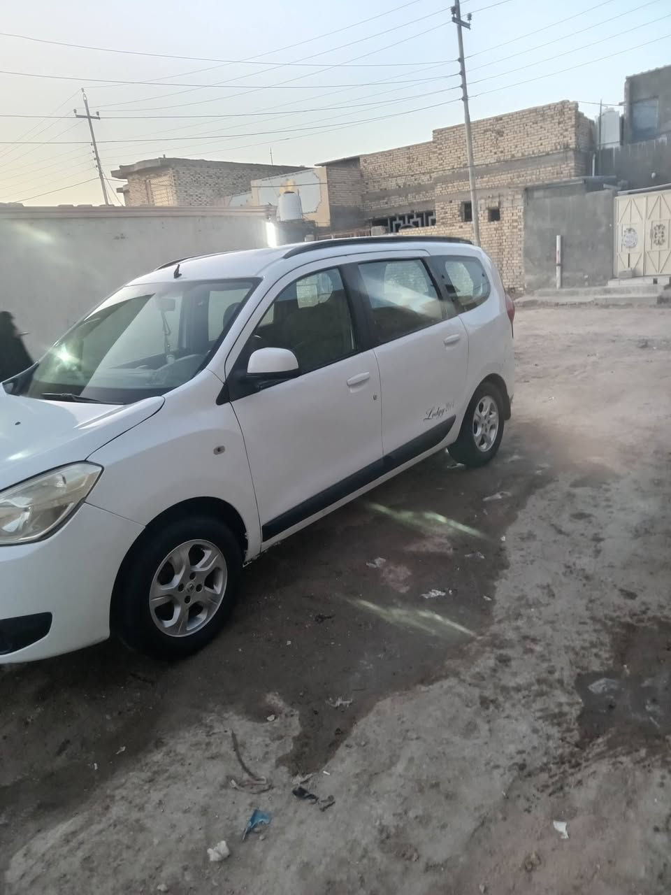 رينو لوجي ١٤ رقم مثنى خصوصي ٧راكب ***********
