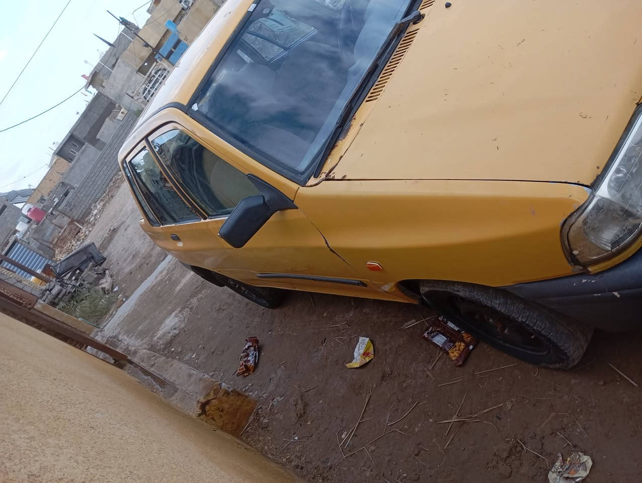 السلام عليكم سايبا موديل 2012 مكينه وكير برايد خير من الله صدر وحدايه جديد تخم تأير  كهربائيات كله شغاله شواصي مكفوله صفاح السياره موس راعيه مااندله أتعهد سرقه وعشاير السعر 11وبي مجال بسيط مكان واسط كوت مركز مدينه الاستفسار ***********
