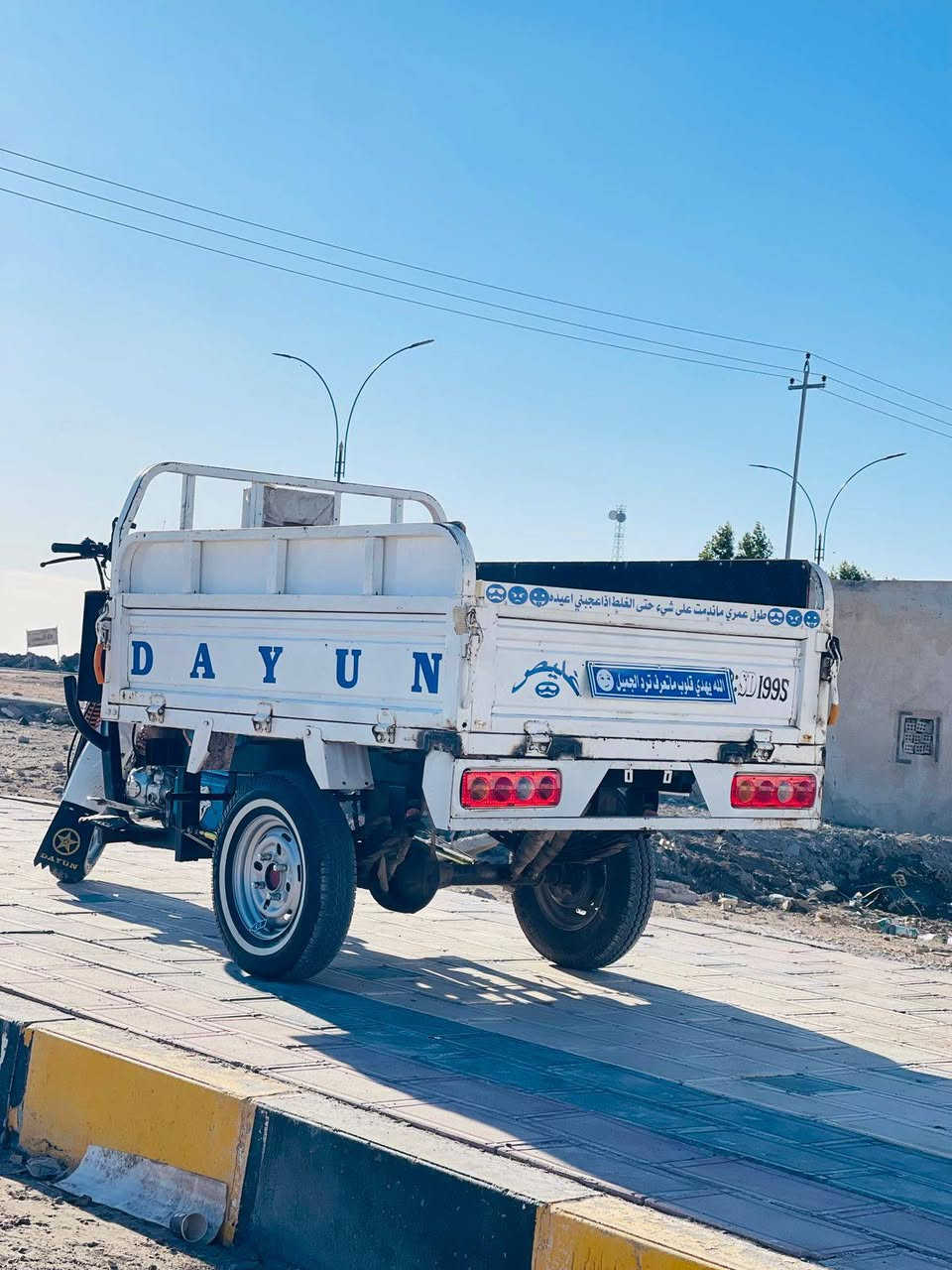 سلام عليكم وينه اليدور جديد ستوته مديل ١٣وراق صولي توه معمره ٣تبديله دهن برقي قديم ماه بيه كله جديد كسن كبس صارله شهر من عمرته سعر ثنين وميه من الخير مكان البطحاء ستفسار رقم ***********
