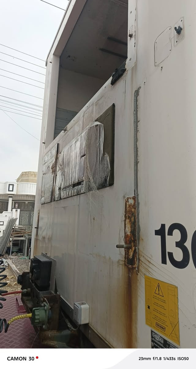 السلام عليكم براد شيرو بدن جهاز منافيس شمالي دخول جديد ارتفاع 245سمك 7دنكيرين دسك داخل نضيف جدا لادوسه ولانفخه 
للاستفسار /***********
